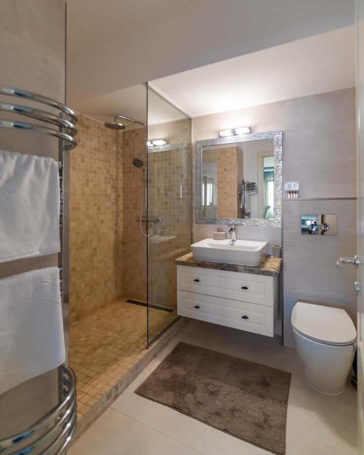 בוקרשט Saphir Stein Residence Apartment 19Th מראה חיצוני תמונה