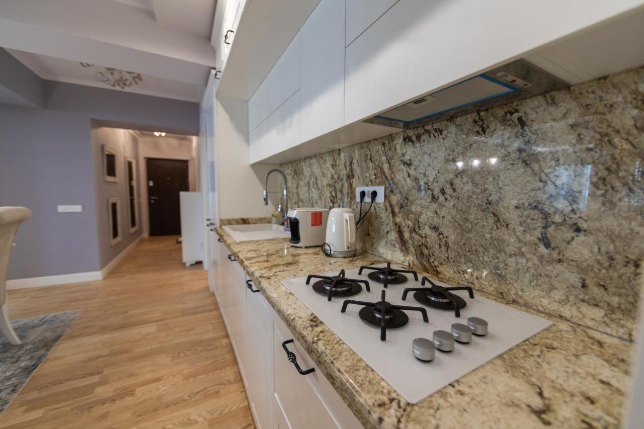 בוקרשט Saphir Stein Residence Apartment 19Th מראה חיצוני תמונה