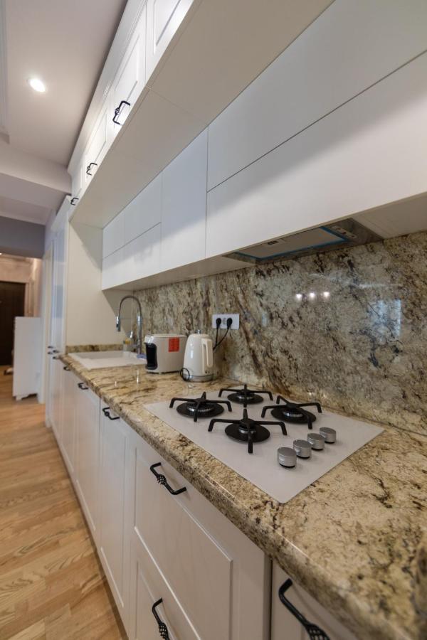 בוקרשט Saphir Stein Residence Apartment 19Th מראה חיצוני תמונה